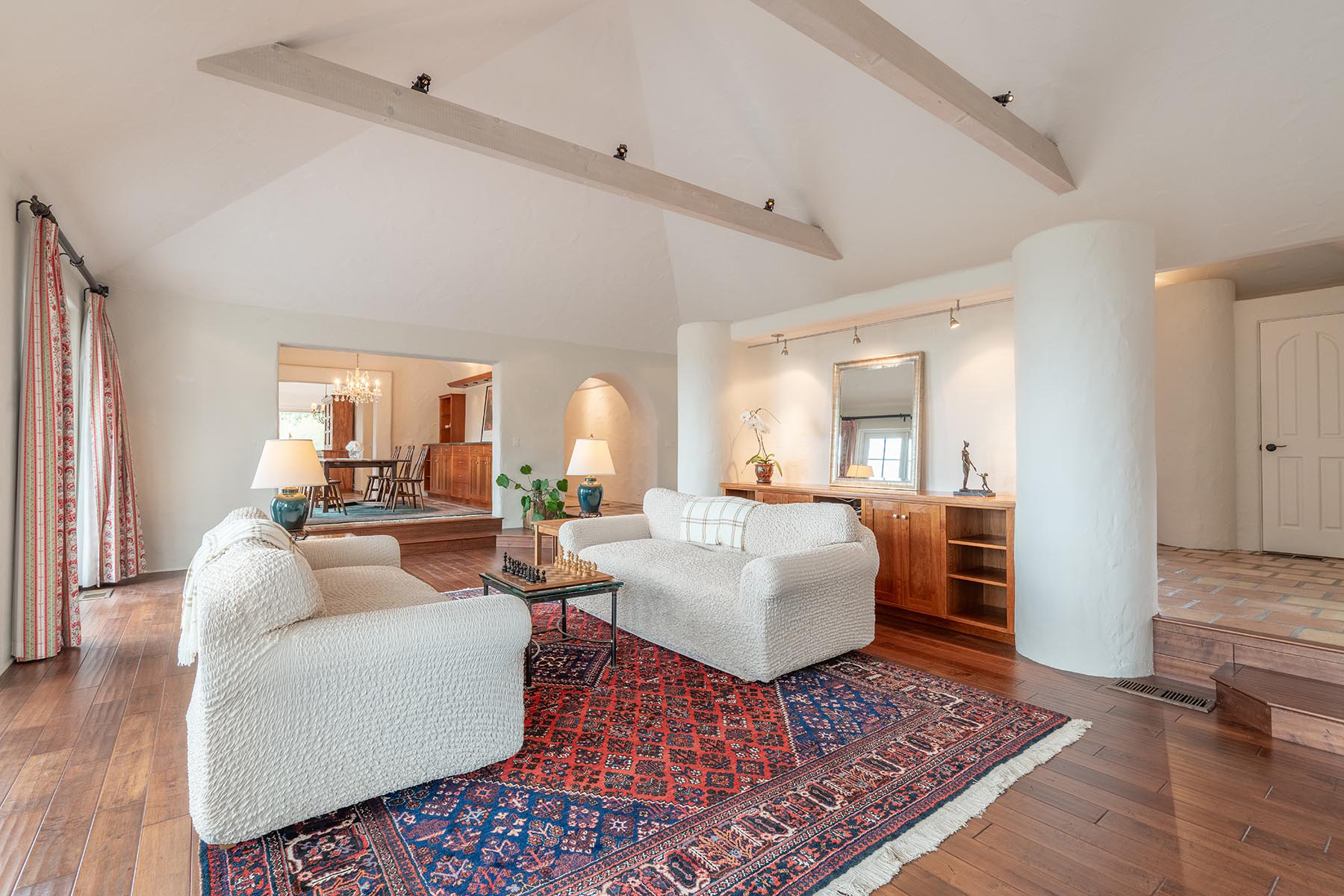  25987 Rio Vista Drive, Carmel - 物件實景