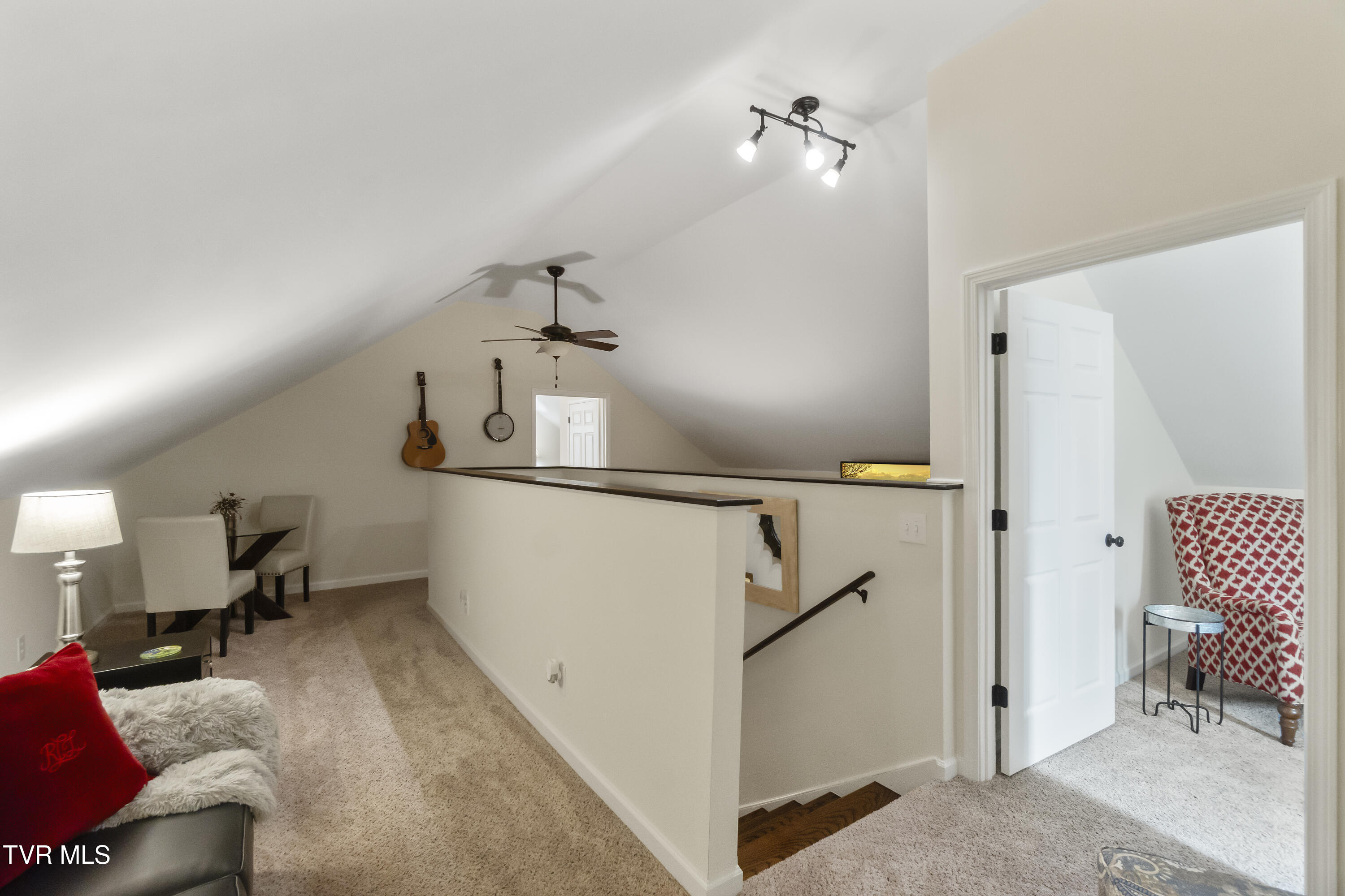 Greeneville, Tennessee, 37745, United States, ,Residential,For Sale,1990455