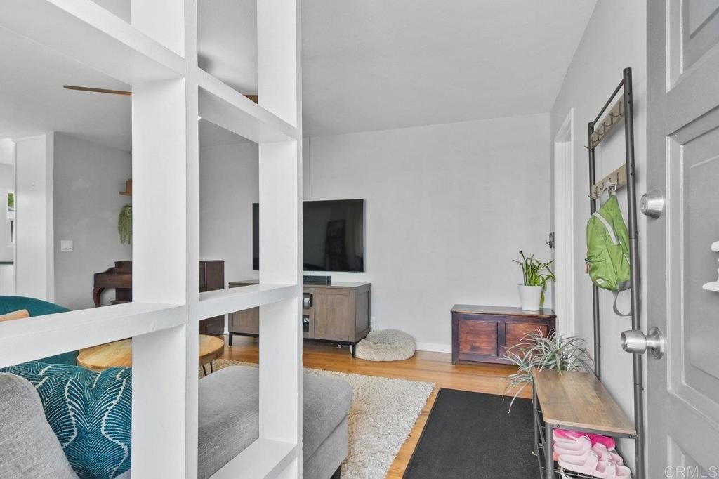 San Diego, California, 92120, United States, 3 Bedrooms Bedrooms, ,1 BathroomBathrooms,Residential,For Sale,1838210