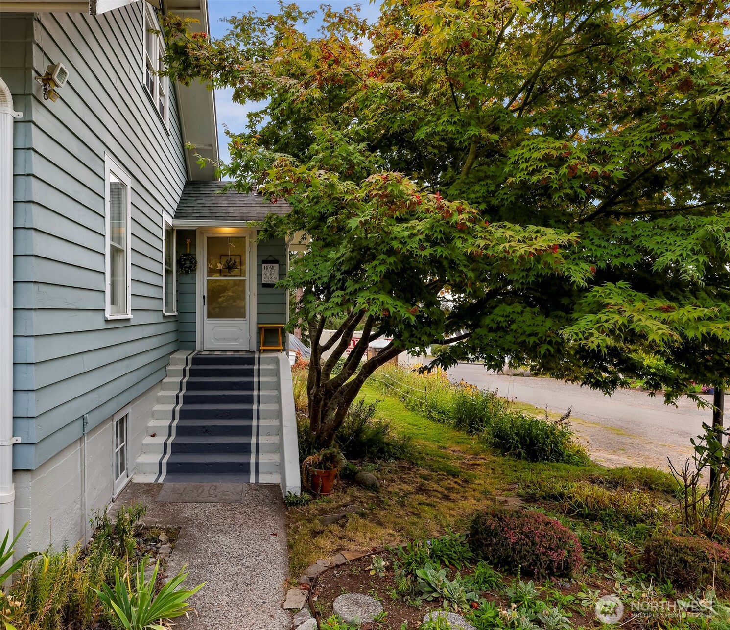 Blaine, Washington, 98230, United States, 4 Bedrooms Bedrooms, ,2 BathroomsBathrooms,Residential,For Sale,1939875
