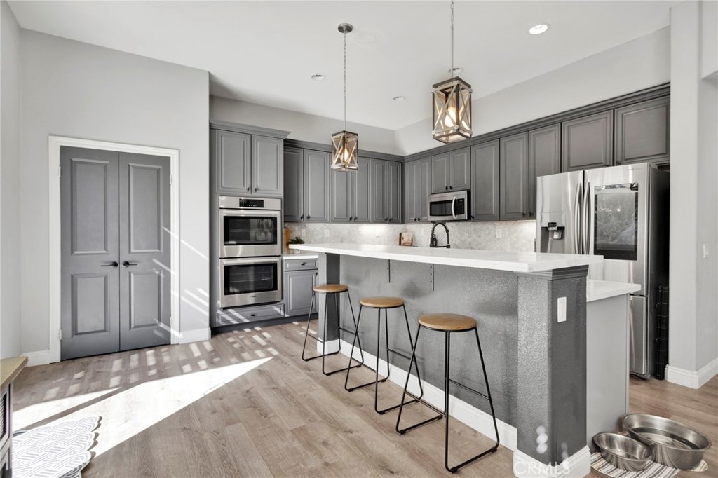 Hesperia, California, 92344, United States, 5 Bedrooms Bedrooms, ,4 BathroomsBathrooms,Residential,For Sale,2010754