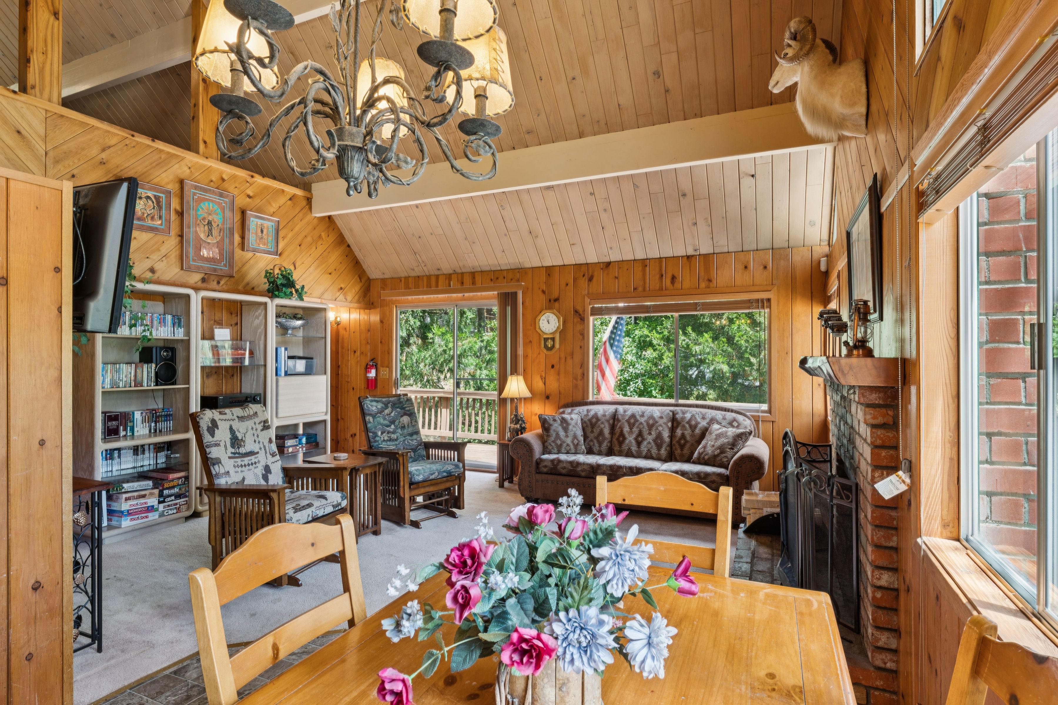  27376 Alpen Drive, Lake Arrowhead, CA 92352 - 物件實景