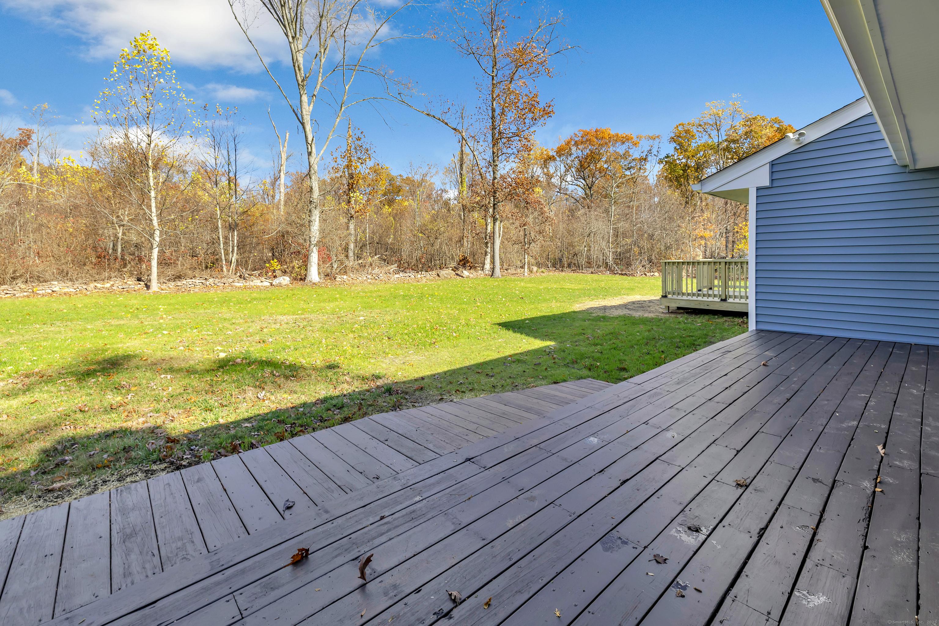 Hamden, Connecticut, 06518, United States, 3 Bedrooms Bedrooms, ,2 BathroomsBathrooms,Residential,For Sale,1987116