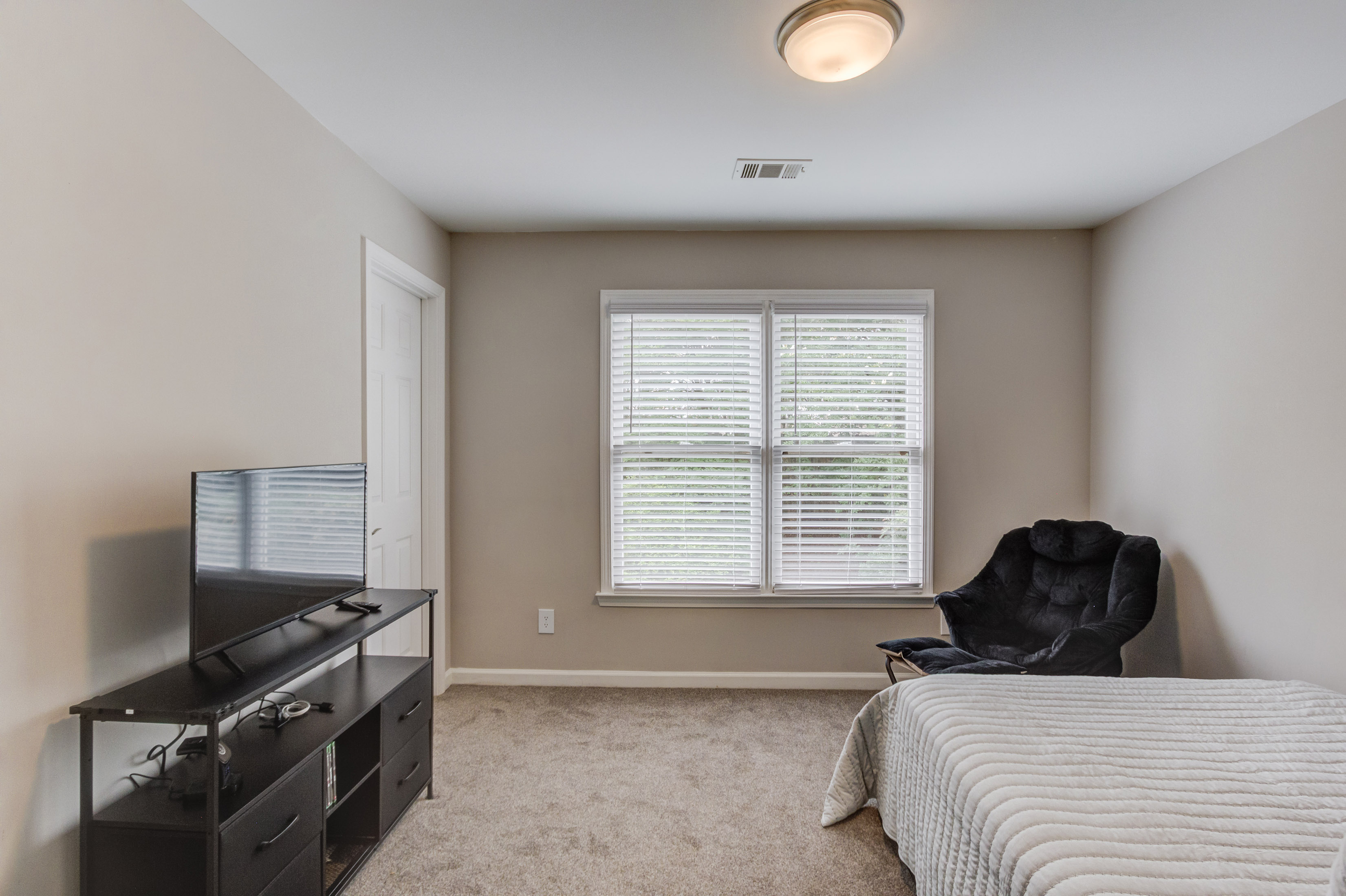  Beautifully Maintained Four Bedroom Home in the Heart of Johns Creek - 物件實景