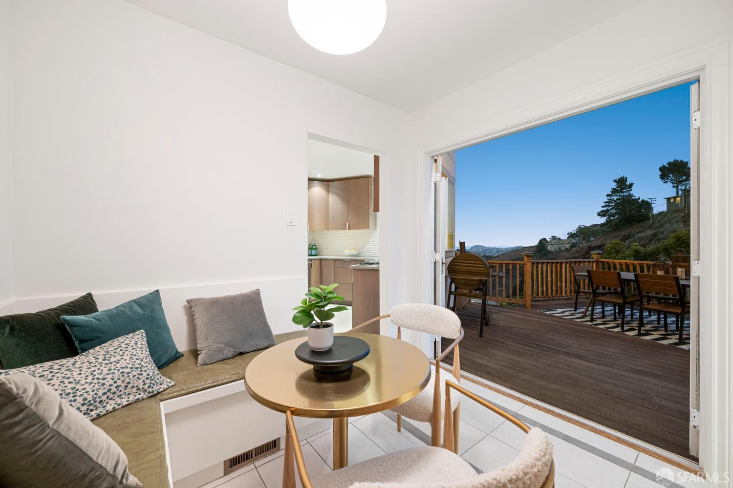 San Francisco, California, 94127, United States, 3 Bedrooms Bedrooms, ,4 BathroomsBathrooms,Residential,For Sale,1961559