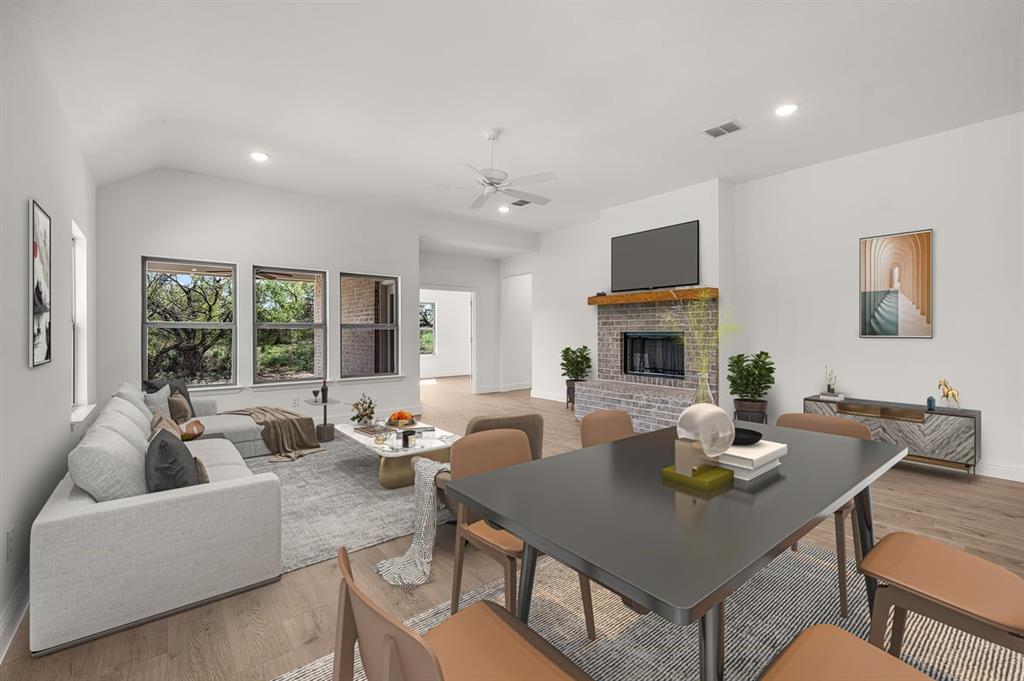 Brock, Texas, 76087, United States, 4 Bedrooms Bedrooms, ,3 BathroomsBathrooms,Residential,For Sale,1979509