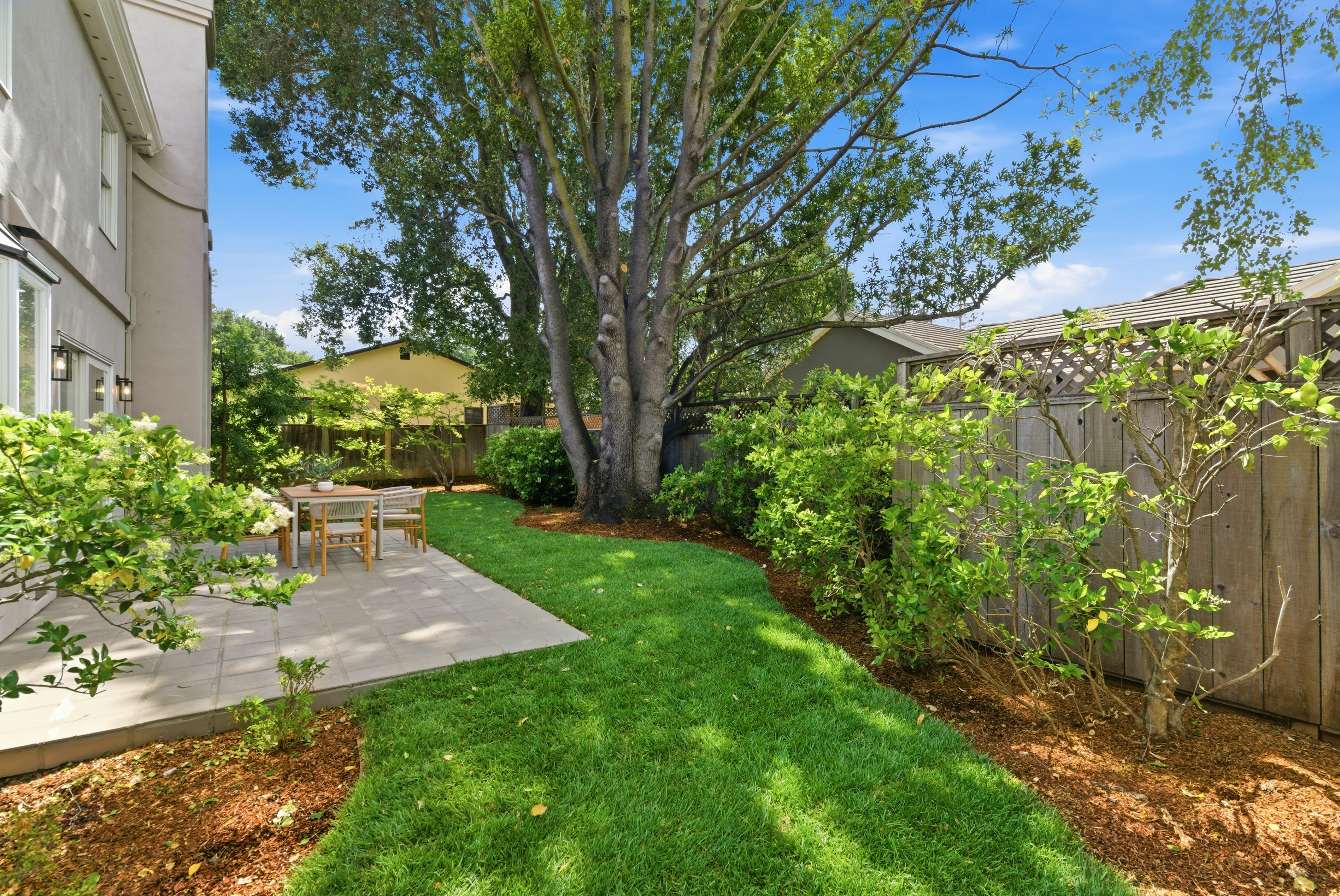  Gorgeous, Contemporary Home in North Los Altos - 物件實景