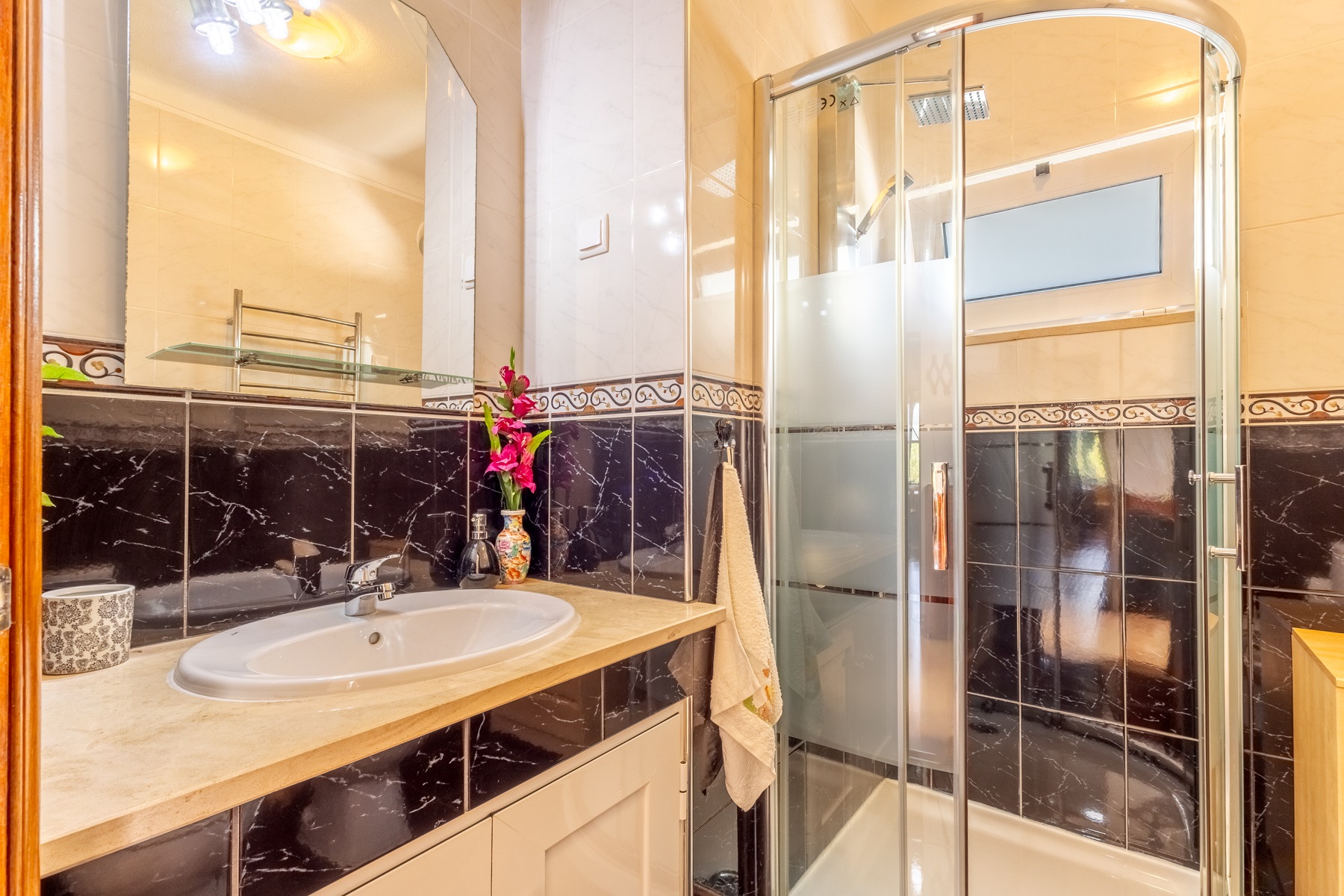  Flat, 1 bedrooms, for Sale - 物件實景