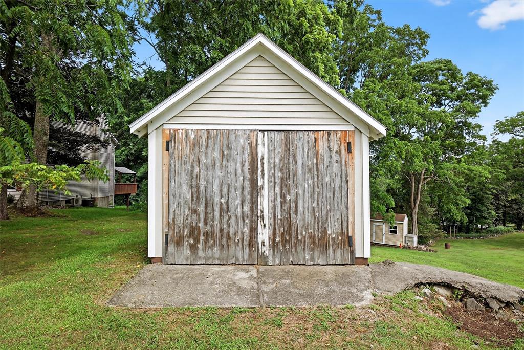 Chester, New York, 10918, United States, 3 Bedrooms Bedrooms, ,2 BathroomsBathrooms,Residential,For Sale,1975527