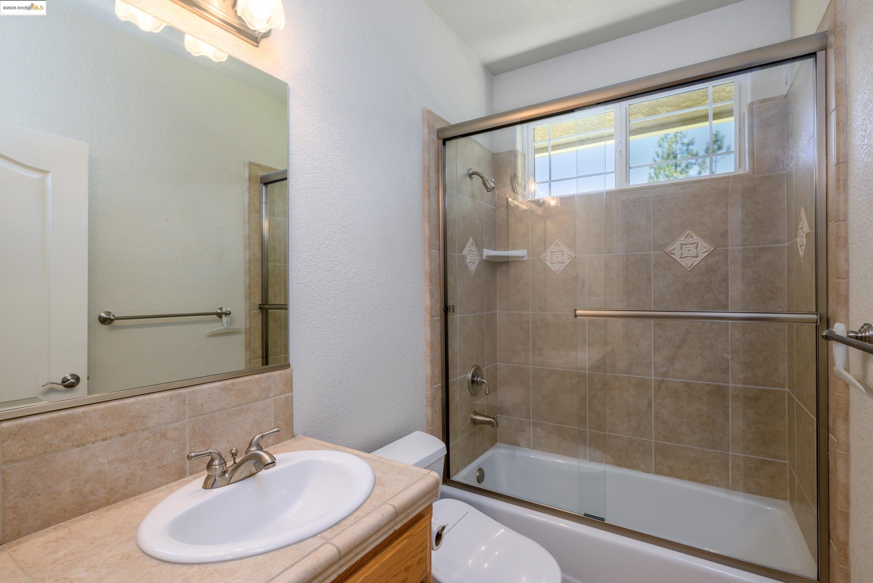 Tuolumne, California, 95379, United States, 3 Bedrooms Bedrooms, ,3 BathroomsBathrooms,Residential,For Sale,1983267