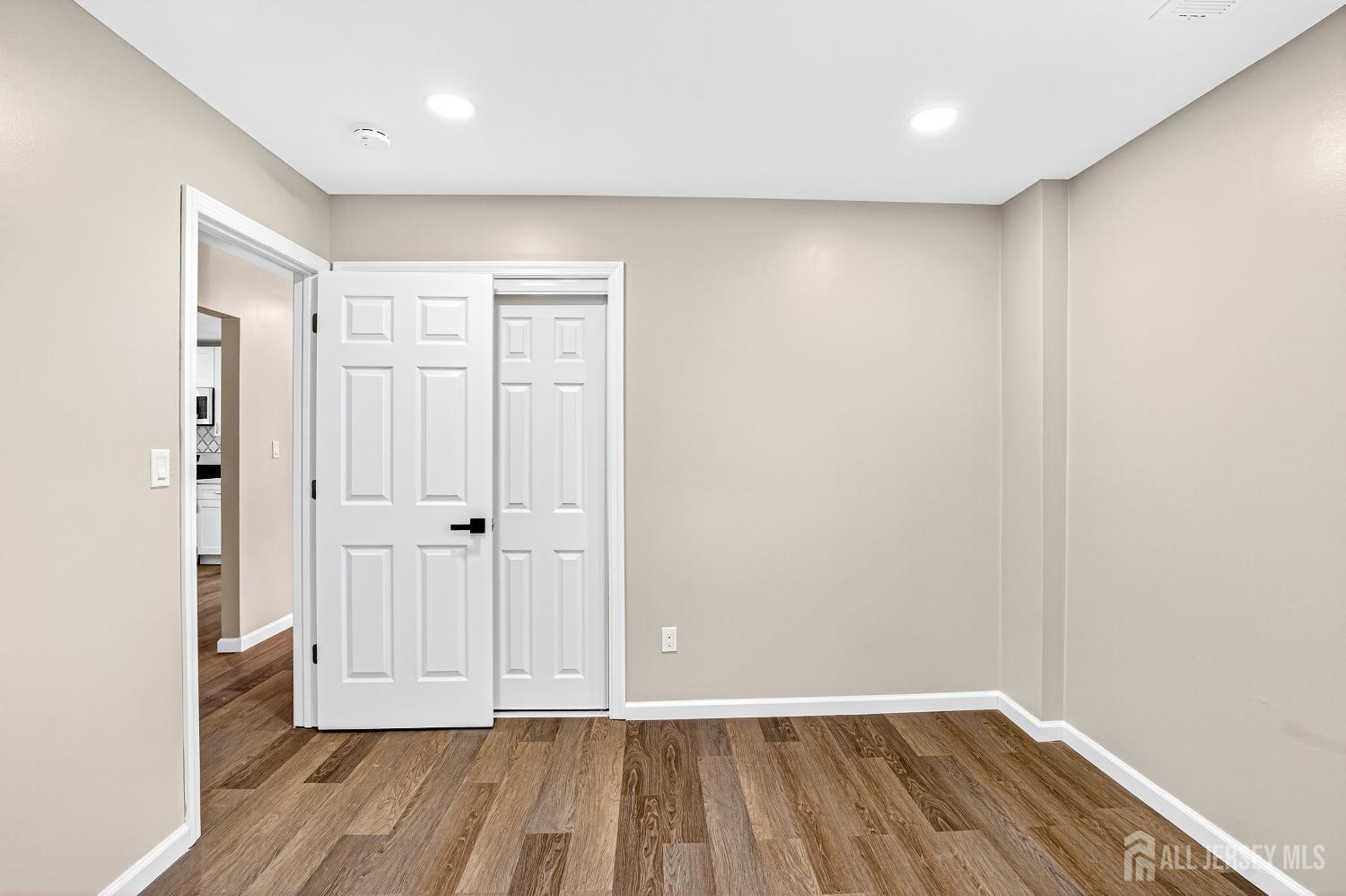 Jamesburg, New Jersey, 08831, United States, 4 Bedrooms Bedrooms, ,3 BathroomsBathrooms,Residential,For Sale,1916202