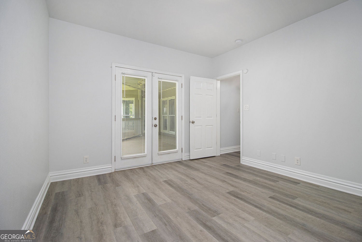Lithonia, Georgia, 30058, United States, 5 Bedrooms Bedrooms, ,5 BathroomsBathrooms,Residential,For Sale,1863346