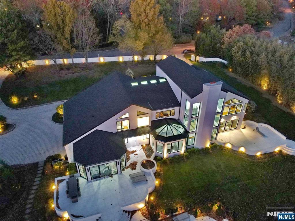 Alpine, New Jersey, 07620, United States, 6 Bedrooms Bedrooms, ,9 BathroomsBathrooms,Residential,For Sale,2000775