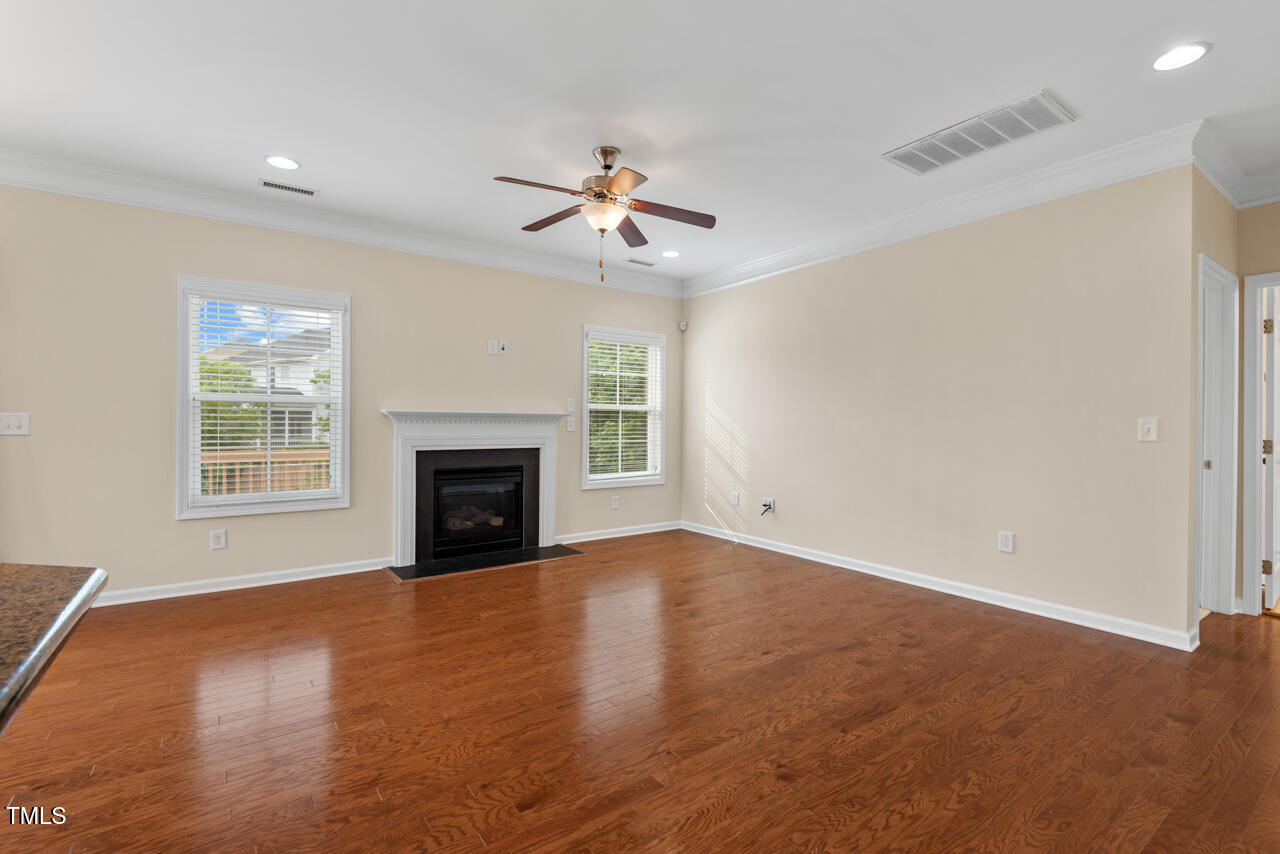 Durham, North Carolina, 27707, United States, 4 Bedrooms Bedrooms, ,3 BathroomsBathrooms,Residential,For Sale,1903615