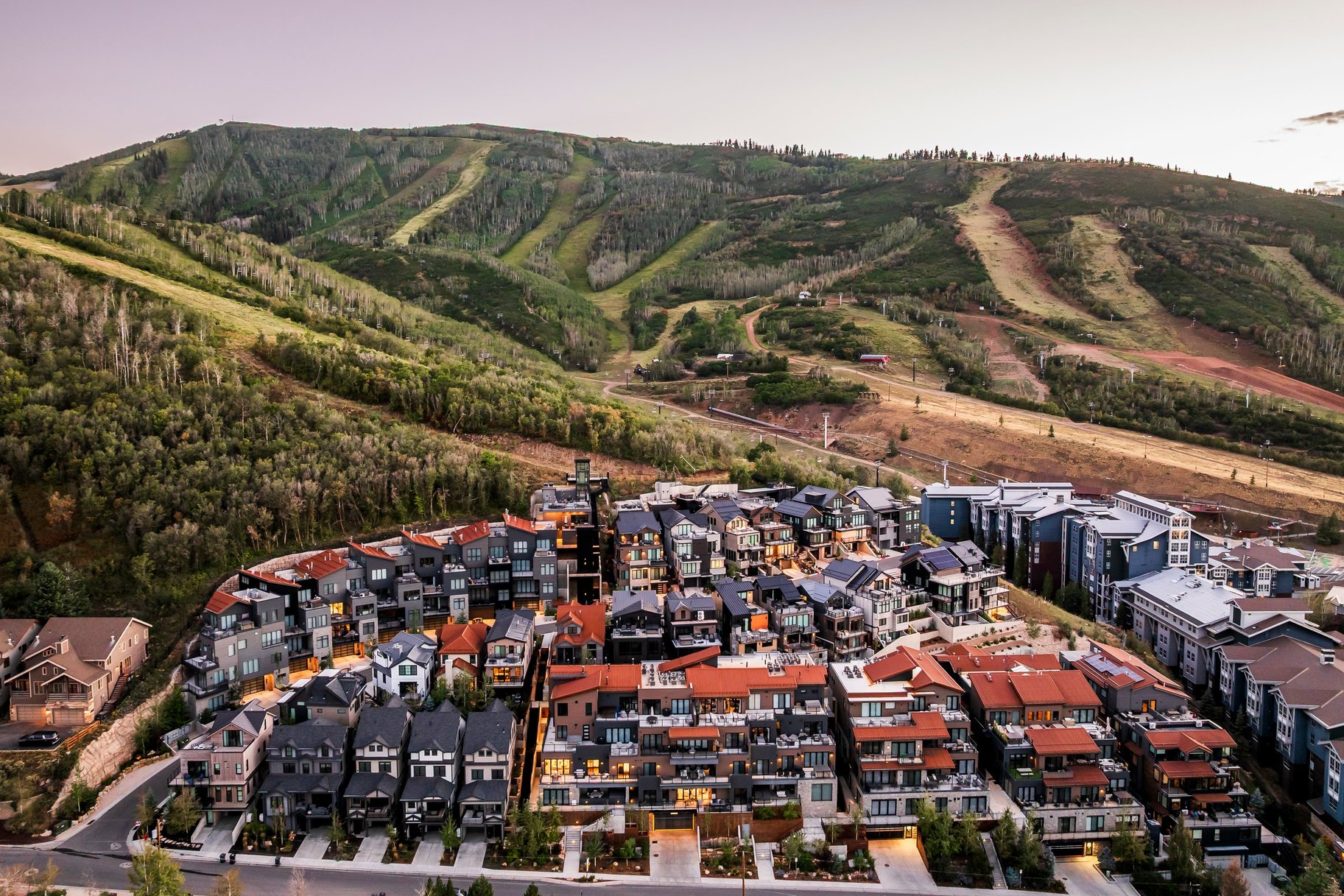  Light-Filled Turnkey Ski-In/Ski-Out Luxury Residence in Park City - 物件實景