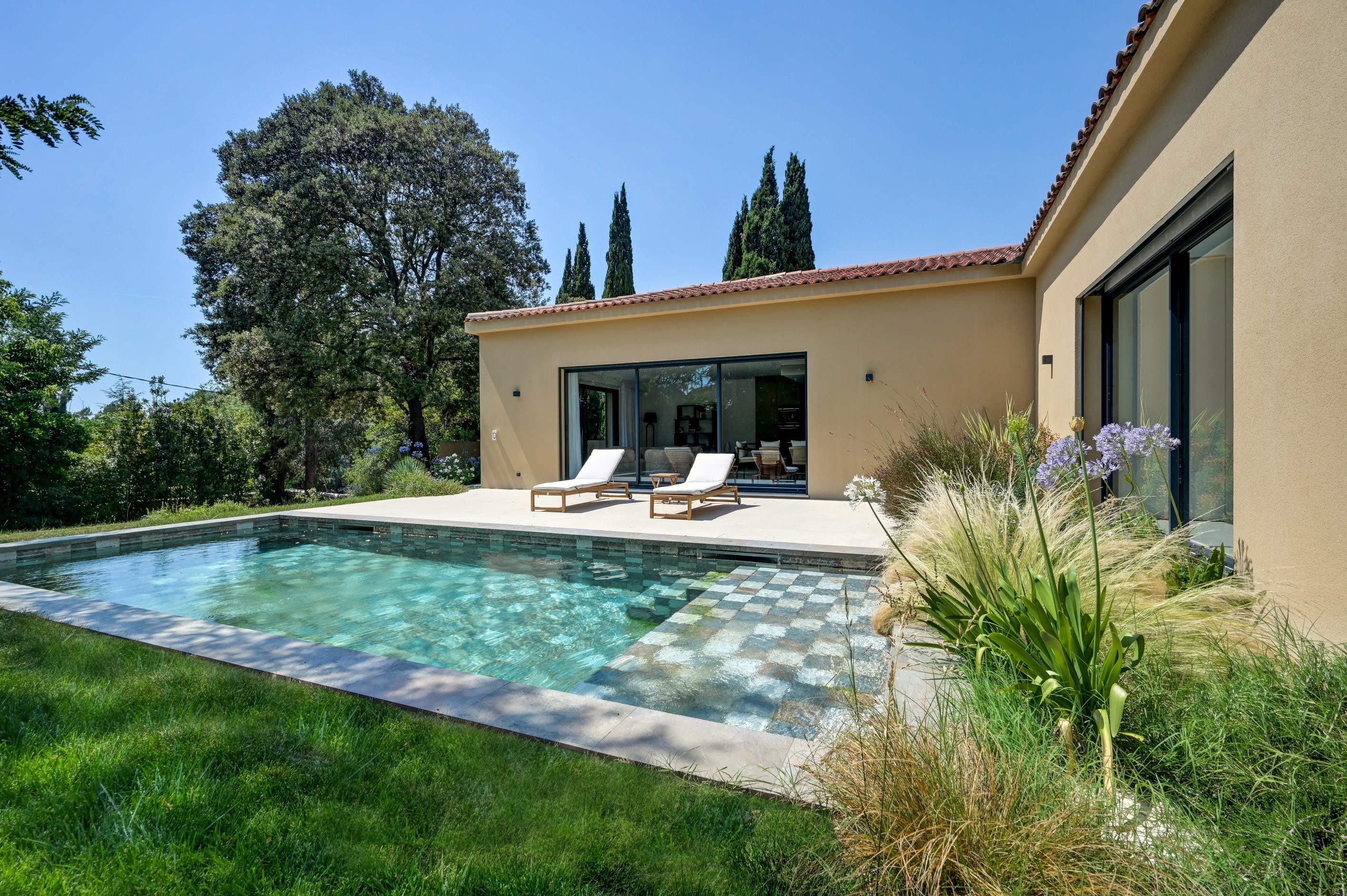  Aix-en-Provence  Contemporary Villa with Pool, Triple Garage and Walking Dista… - 物件實景