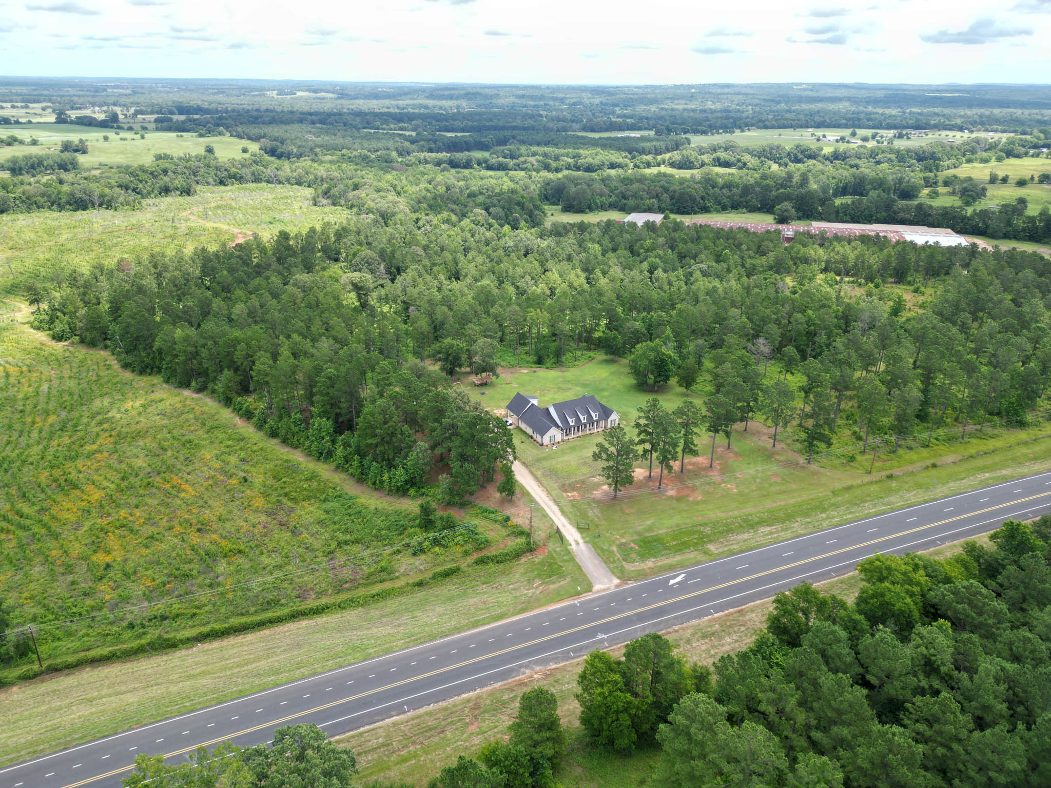 Jacksonville, Texas, 75766, United States, 4 Bedrooms Bedrooms, ,3 BathroomsBathrooms,Residential,For Sale,1978042