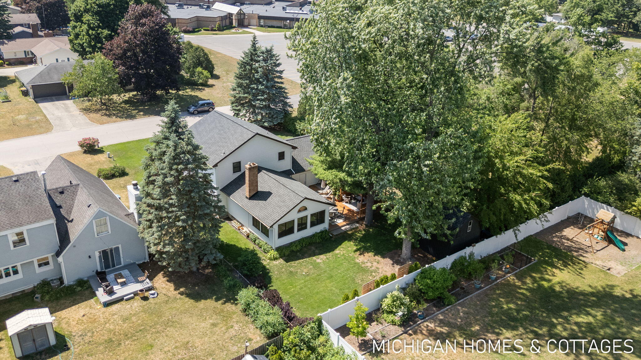 Jenison, Michigan, 49428, United States, 4 Bedrooms Bedrooms, ,3 BathroomsBathrooms,Residential,For Sale,1932274