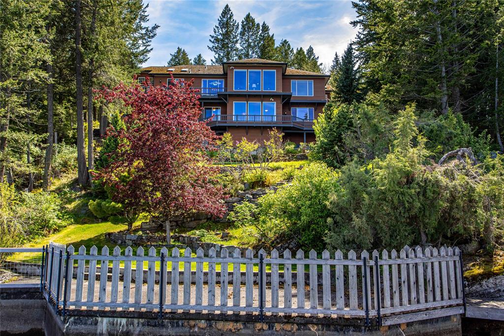 Polson, Montana, 59860, United States, 4 Bedrooms Bedrooms, ,4 BathroomsBathrooms,Residential,For Sale,1984394