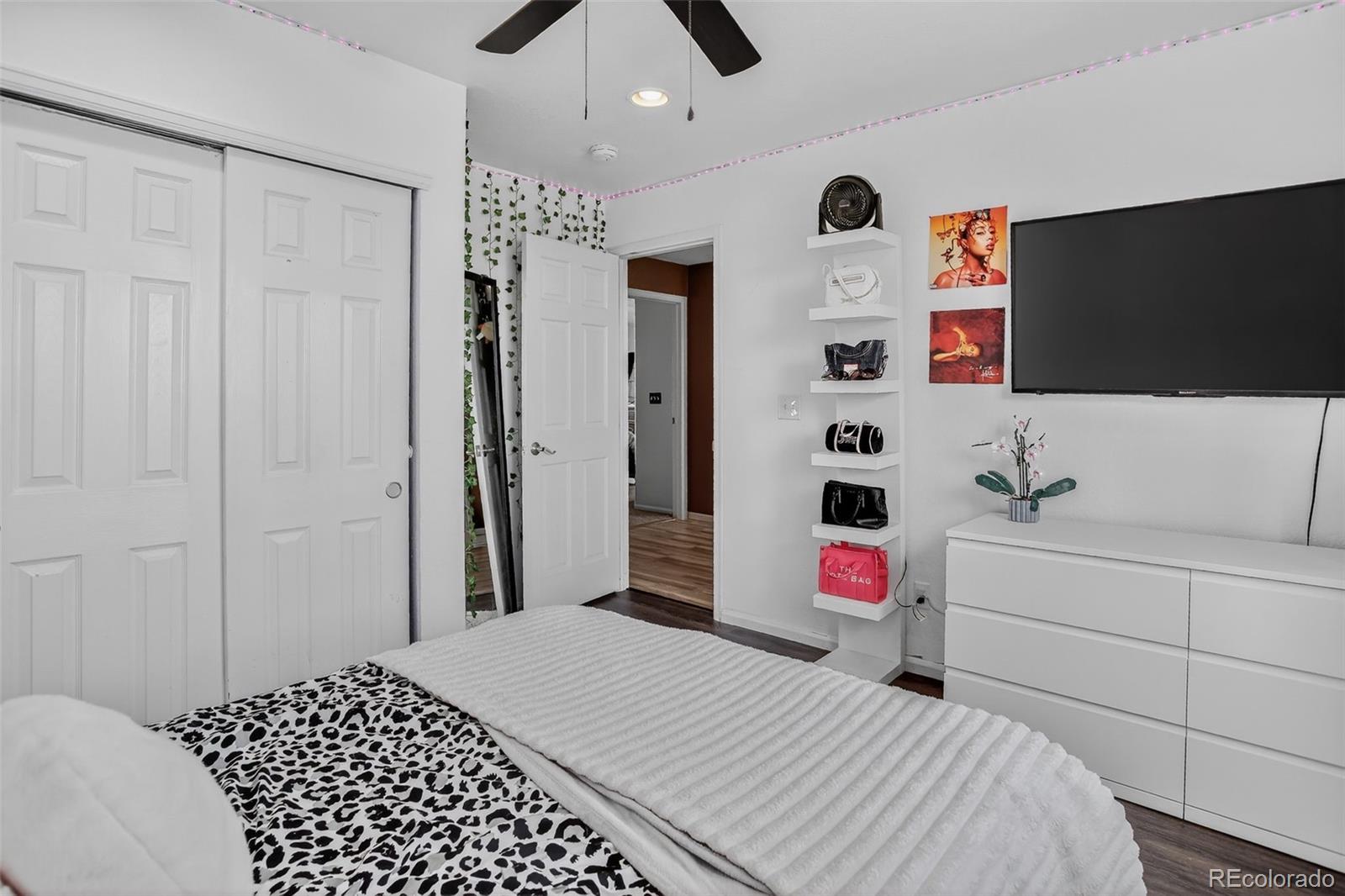 Aurora, Colorado, 80018, United States, 3 Bedrooms Bedrooms, ,3 BathroomsBathrooms,Residential,For Sale,1903575