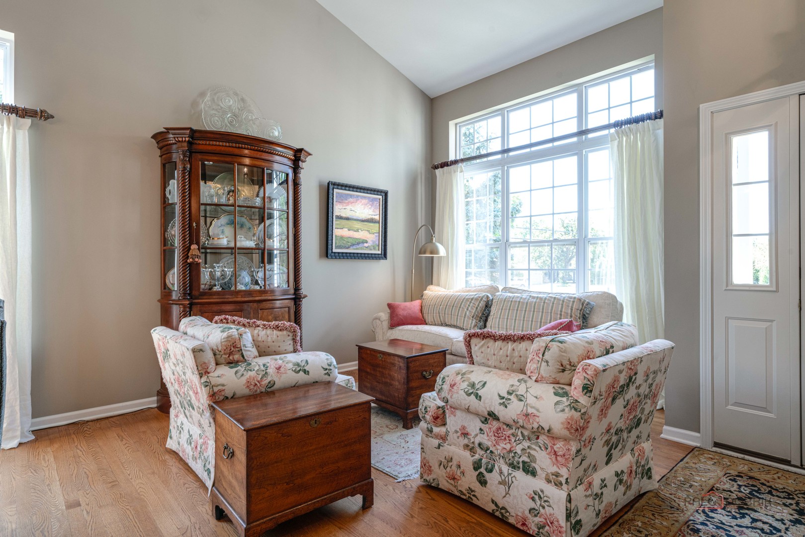 Wauconda, Illinois, 60084, United States, 4 Bedrooms Bedrooms, ,3 BathroomsBathrooms,Residential,For Sale,1951686