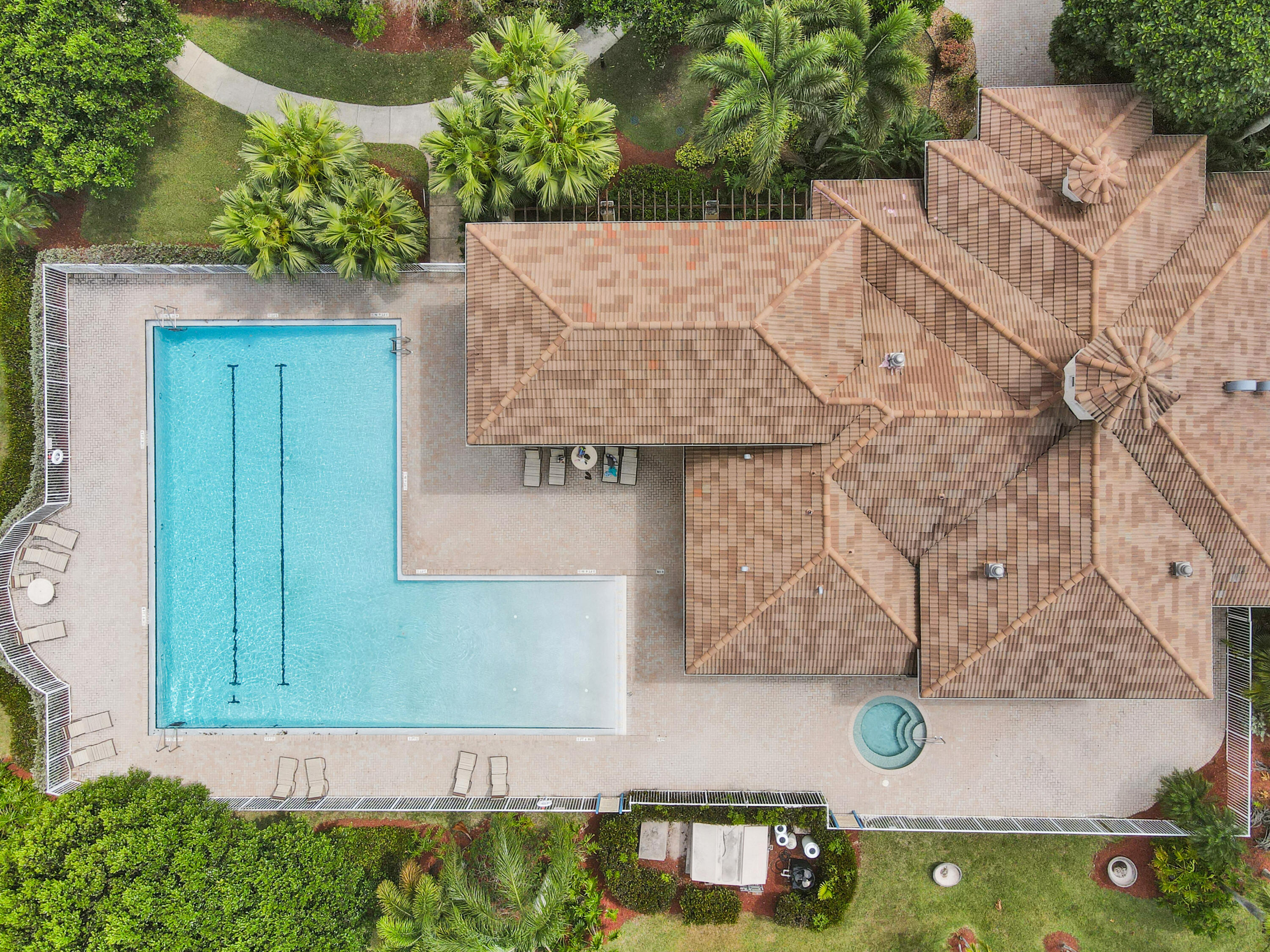 Pembroke Pines, Florida, 33332, United States, 3 Bedrooms Bedrooms, ,2 BathroomsBathrooms,Residential,For Sale,1987784