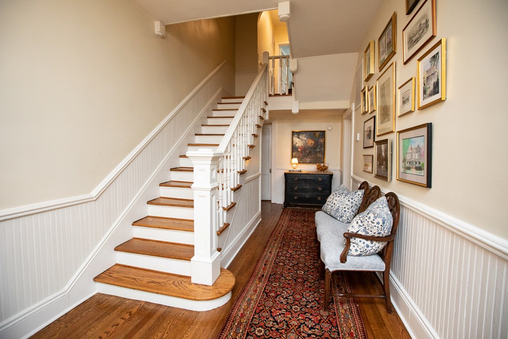 Farmville, Virginia, 23901, United States, 5 Bedrooms Bedrooms, ,5 BathroomsBathrooms,Residential,For Sale,1837086
