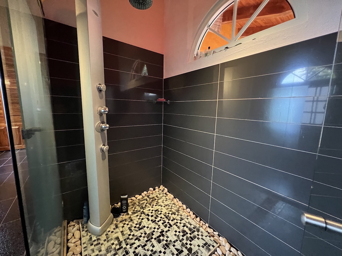 San Rafael, Heredia, CR, 6 Bedrooms Bedrooms, ,5 BathroomsBathrooms,Residential,For Sale,1694413