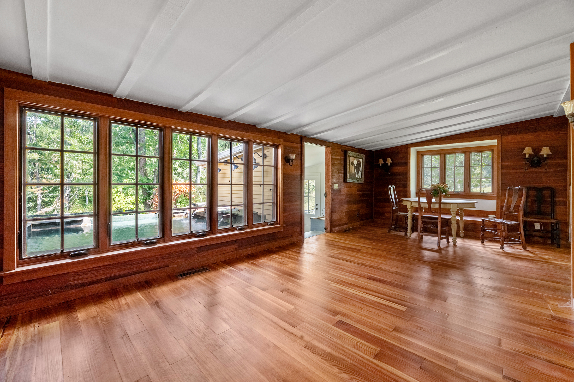  A Timeless Farmhouse Retreat on 7.3 Acres in Milton near Birmingham Crossroads - 物件實景