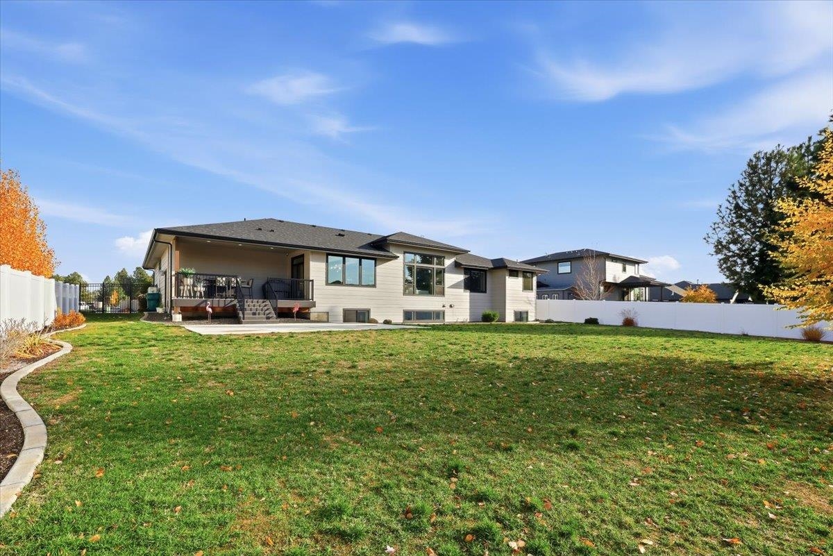 Spokane, Washington, 99208, United States, 5 Bedrooms Bedrooms, ,3 BathroomsBathrooms,Residential,For Sale,1992809