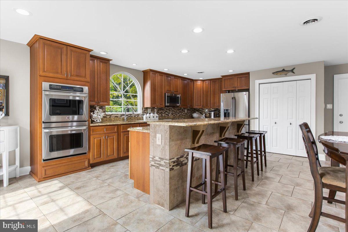 PASADENA, Maryland, 21122, United States, 4 Bedrooms Bedrooms, ,4 BathroomsBathrooms,Residential,For Sale,1979207