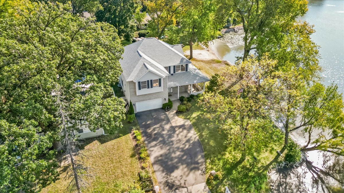 Grayslake, Illinois, 60030, United States, 4 Bedrooms Bedrooms, ,3 BathroomsBathrooms,Residential,For Sale,1992794