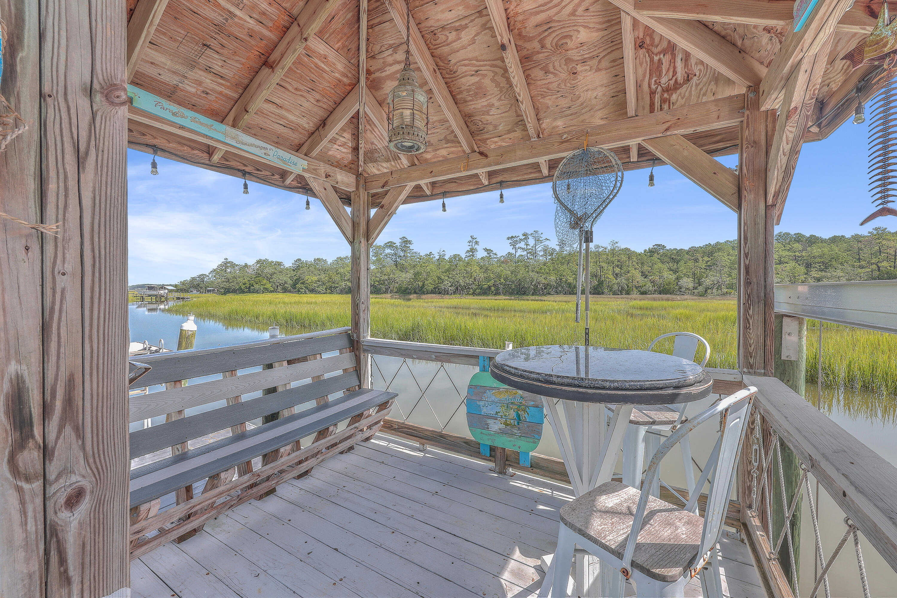 Mount Pleasant, South Carolina, 29466, United States, 3 Bedrooms Bedrooms, ,4 BathroomsBathrooms,Residential,For Sale,1798311
