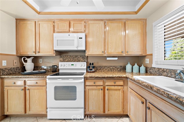 Laguna Woods, California, 92637, United States, 2 Bedrooms Bedrooms, ,2 BathroomsBathrooms,Residential,For Sale,2033232