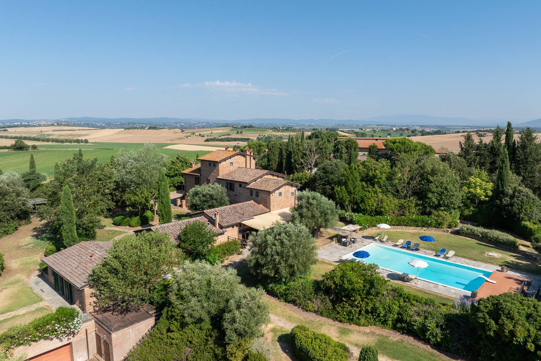  Exceptional historic estate with a private SPA in Tuscany - 物件實景