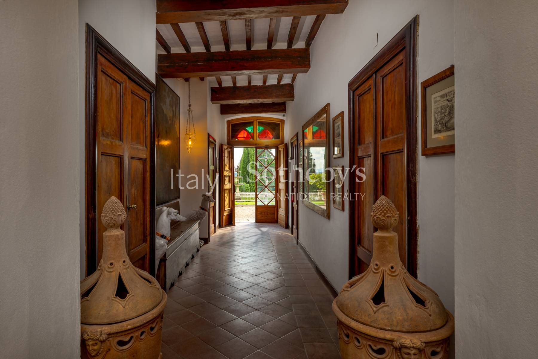  16th-century residence with majestic stone tub - 物件實景