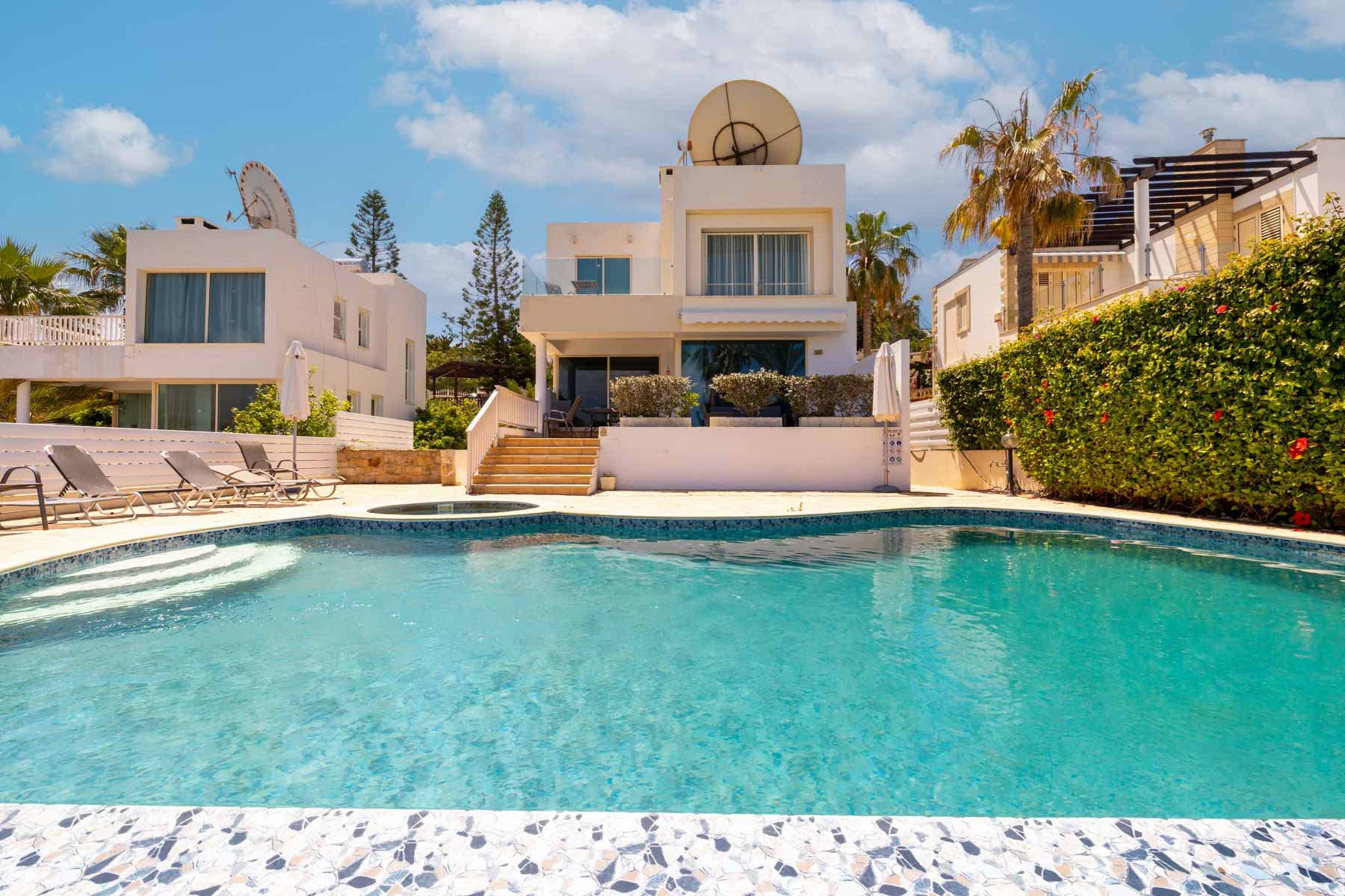  Five Bedroom Villa with Private Pool in Kissonerga, Pafos - 物件實景