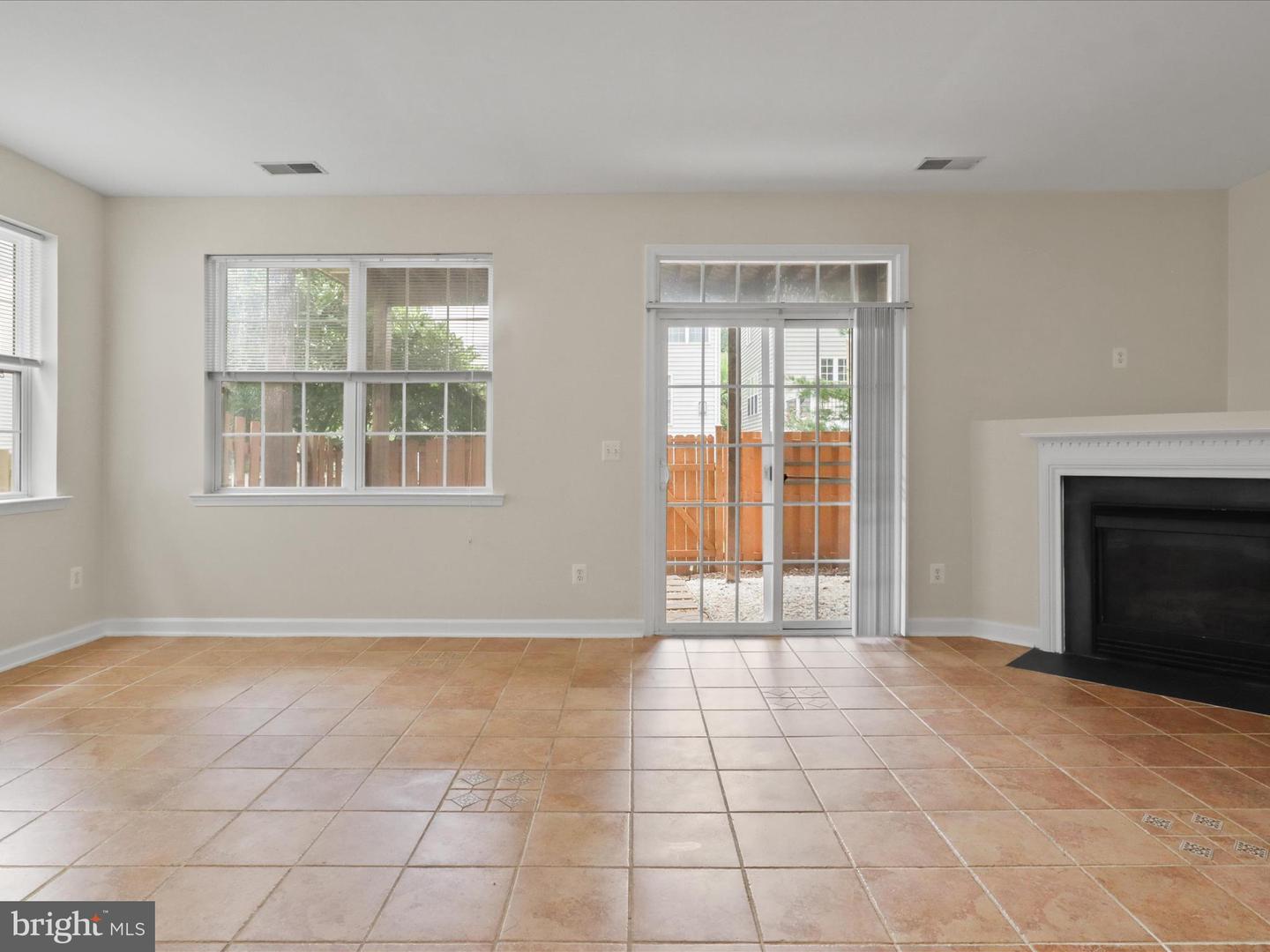 Alexandria, Virginia, 22306, United States, 3 Bedrooms Bedrooms, ,4 BathroomsBathrooms,Residential,For Sale,1989566