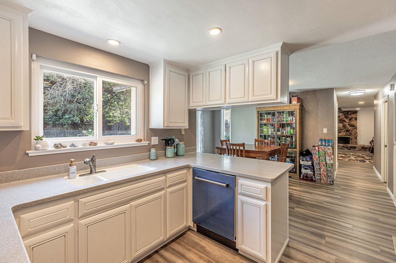 Fair Oaks, California, 95628, United States, 4 Bedrooms Bedrooms, ,3 BathroomsBathrooms,Residential,For Sale,1992931