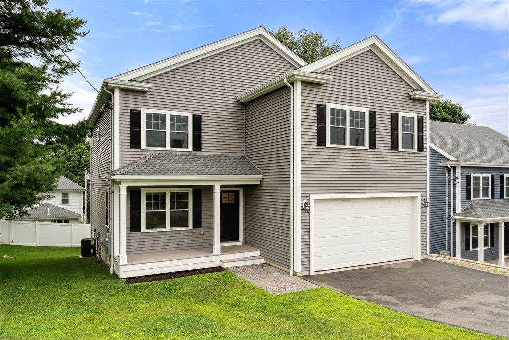 Waltham, Massachusetts, 02453, United States, 4 Bedrooms Bedrooms, ,5 BathroomsBathrooms,Residential,For Sale,1927253