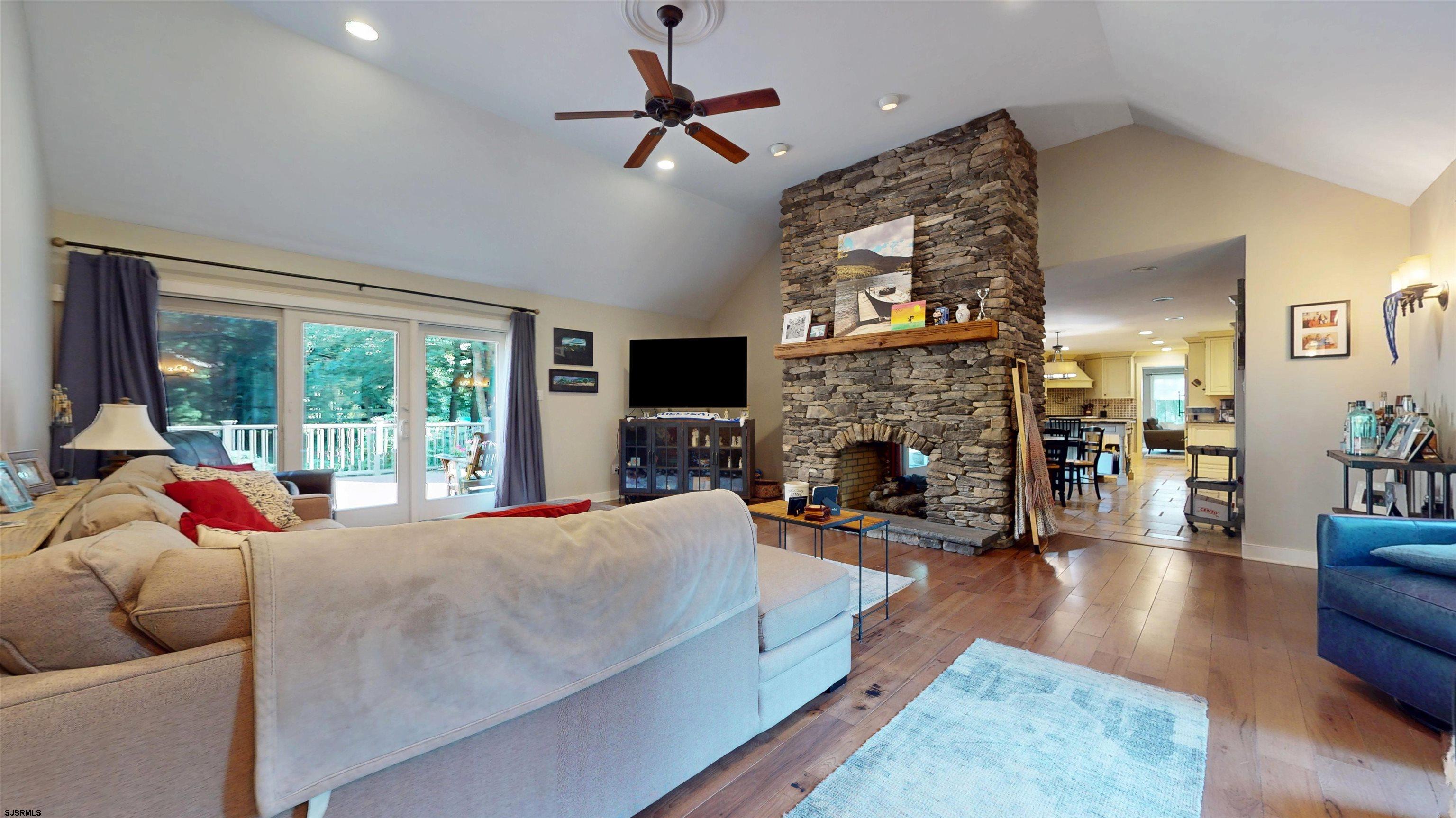 Linwood, New Jersey, 08221, United States, 6 Bedrooms Bedrooms, ,5 BathroomsBathrooms,Residential,For Sale,1975811