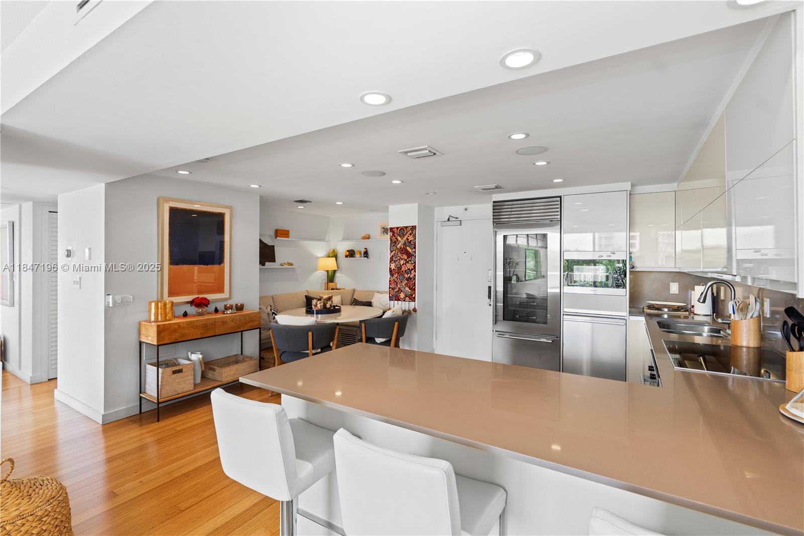 Miami, Florida, 33129, United States, 2 Bedrooms Bedrooms, ,2 BathroomsBathrooms,Residential,For Sale,1900950