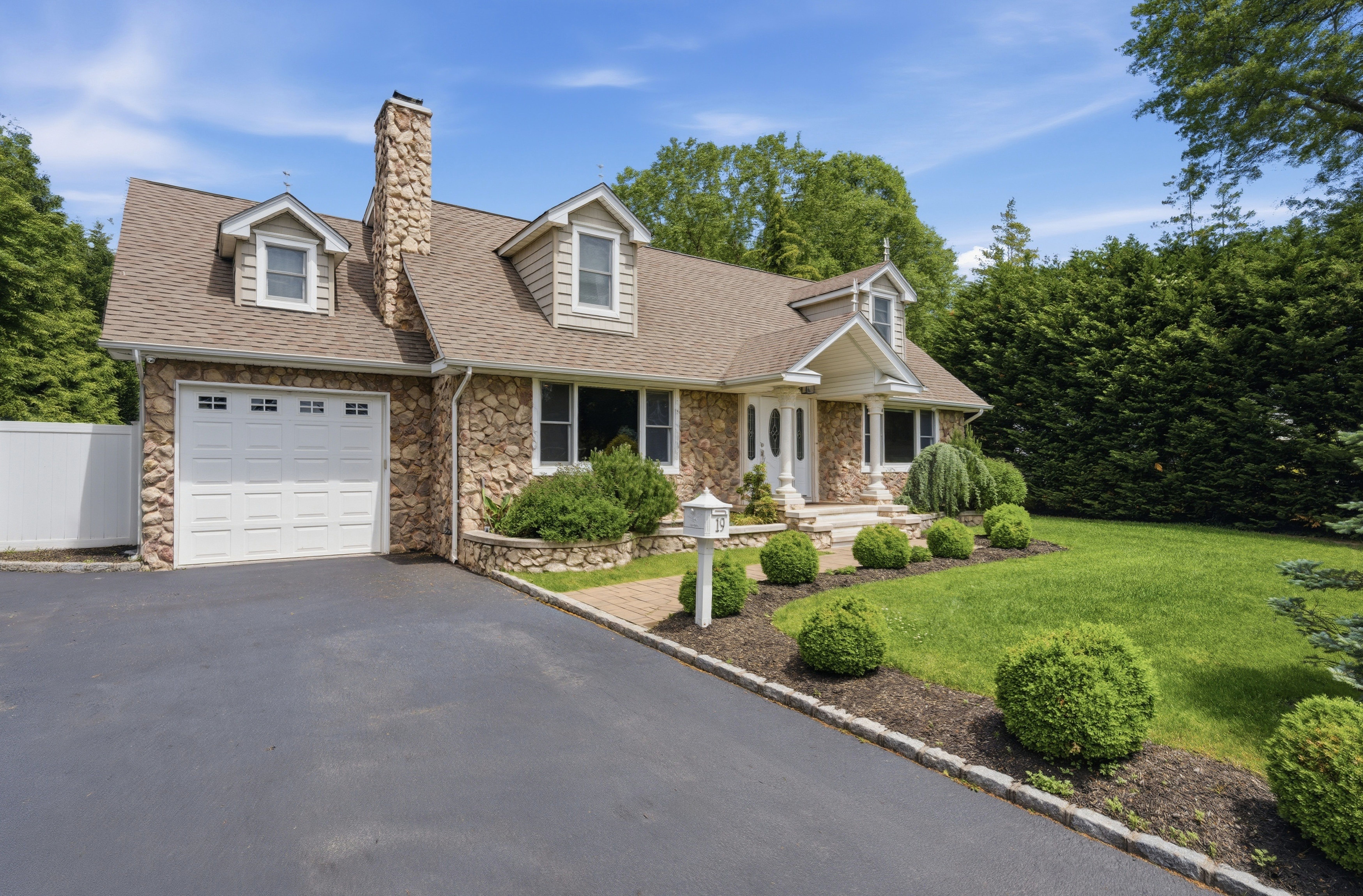  19 Gruber Drive, Glen Cove, NY 11542 - 物件實景