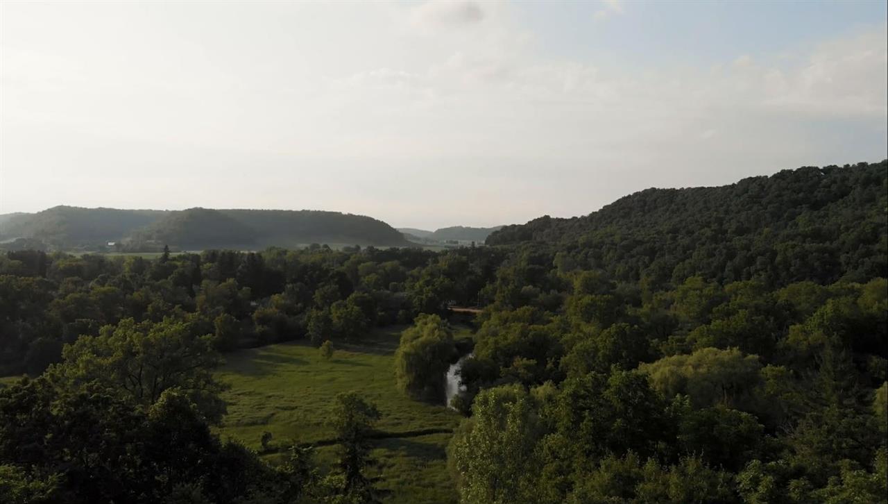 Blue River, Wisconsin, 53518, United States, 3 Bedrooms Bedrooms, ,3 BathroomsBathrooms,Residential,For Sale,2009301