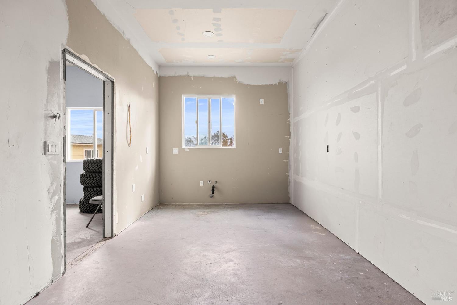 Vacaville, California, 95688, United States, 3 Bedrooms Bedrooms, ,2 BathroomsBathrooms,Residential,For Sale,1982047