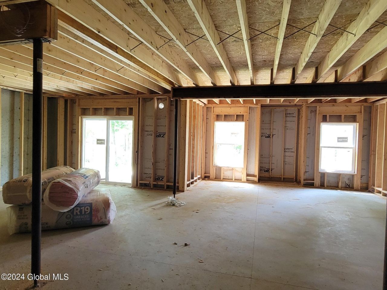 Lake George, New York, 12845, United States, 3 Bedrooms Bedrooms, ,3 BathroomsBathrooms,Residential,For Sale,1903586