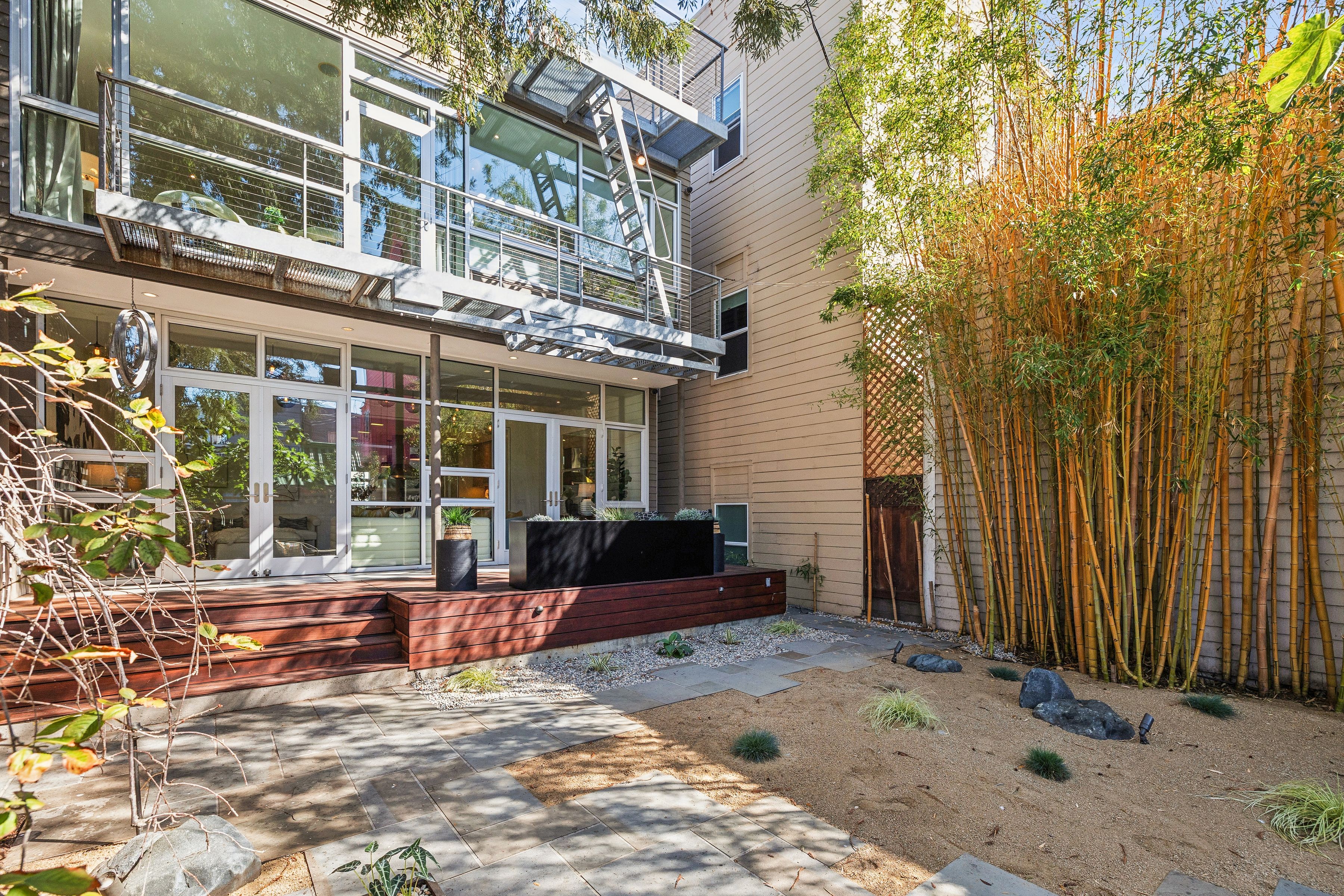  1076 South Van Ness Avenue - 物件實景