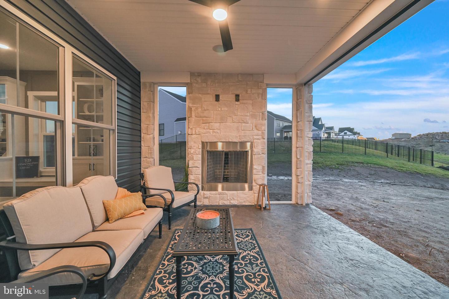 705 Oxford Drive Unit 39, York, Pennsylvania, 17406, United States, 4 Bedrooms Bedrooms, ,5 BathroomsBathrooms,Residential,For Sale,705 Oxford Drive Unit 39,1628330