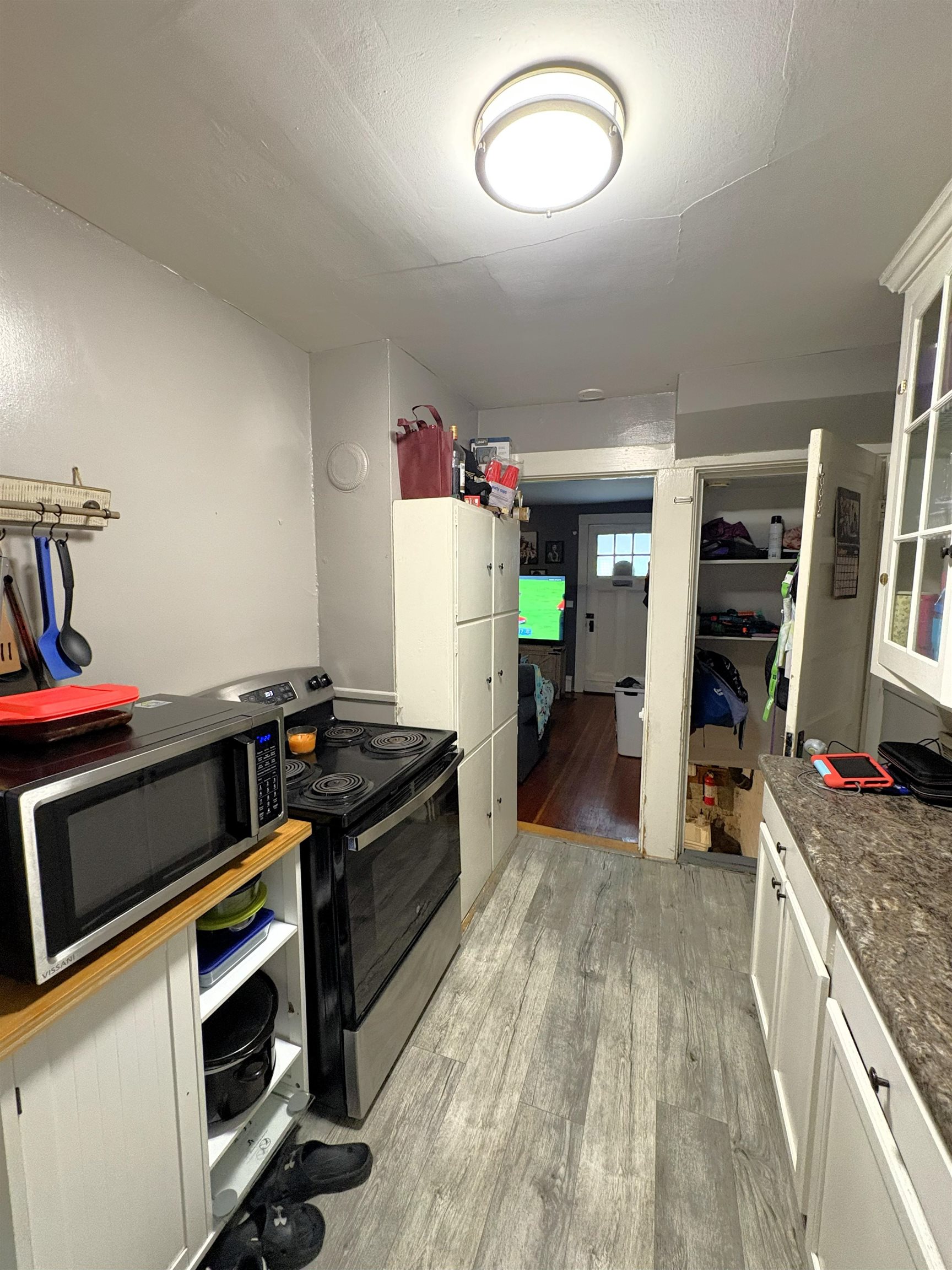 Nashua, New Hampshire, 03060, United States, ,Residential,For Sale,1967805