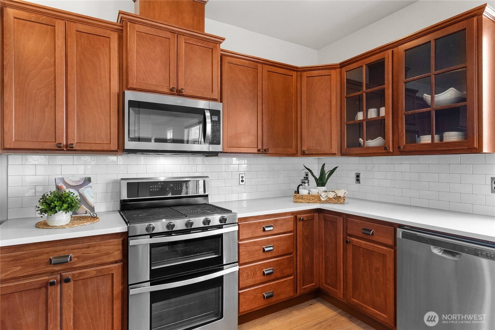 Tumwater, Washington, 98501, United States, 3 Bedrooms Bedrooms, ,2 BathroomsBathrooms,Residential,For Sale,1989265